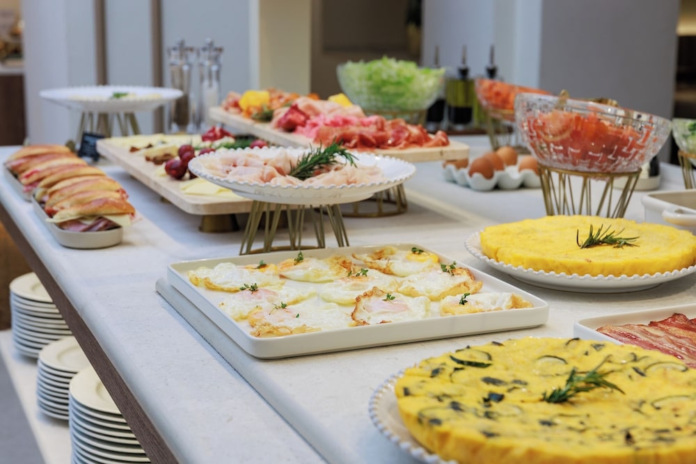 뷔페 아침 식사