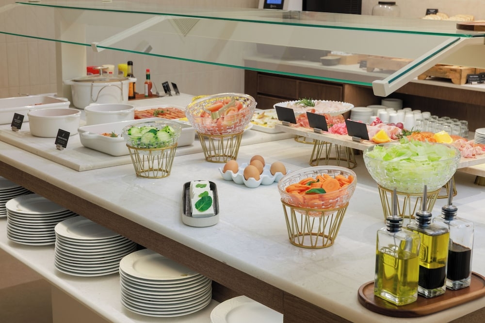 뷔페 아침 식사