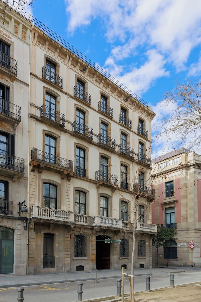 숙박 시설 정면