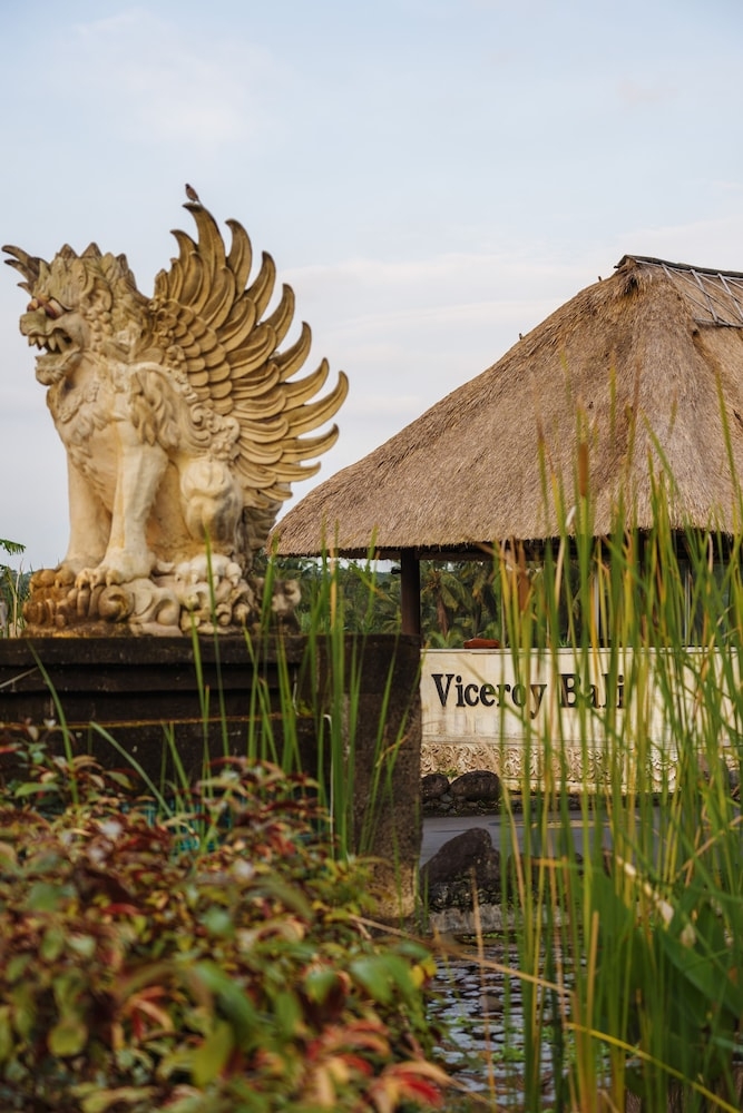 숙박 시설 입구