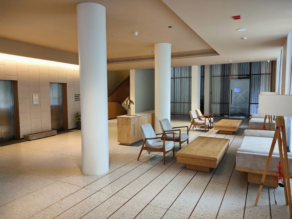 로비 좌석 공간