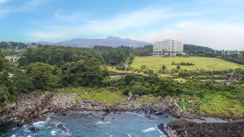 숙박 시설 정면