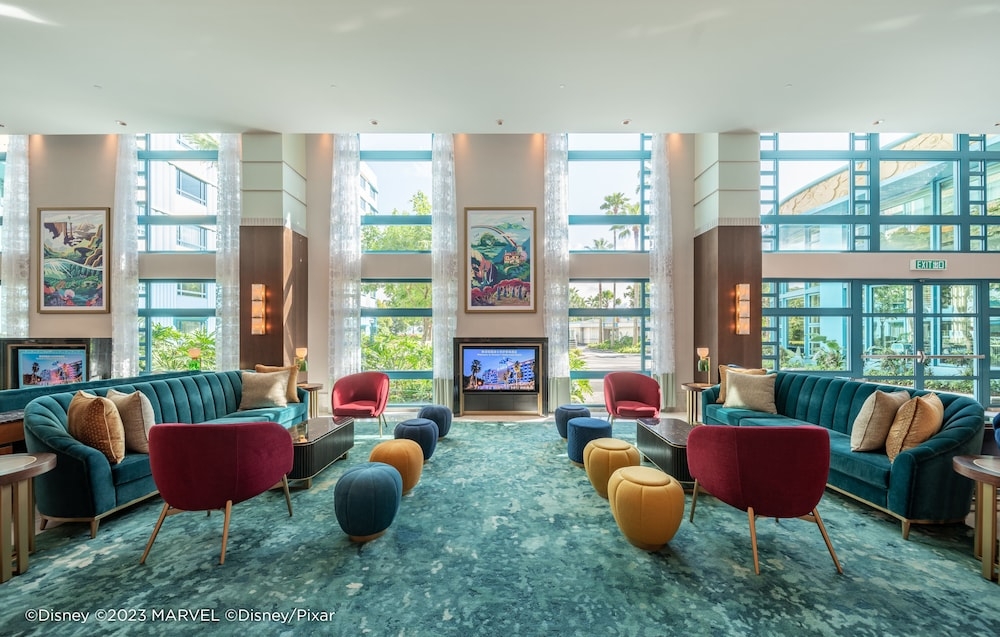 로비 좌석 공간