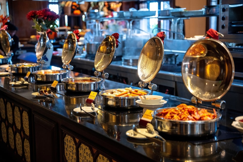 뷔페 아침 식사