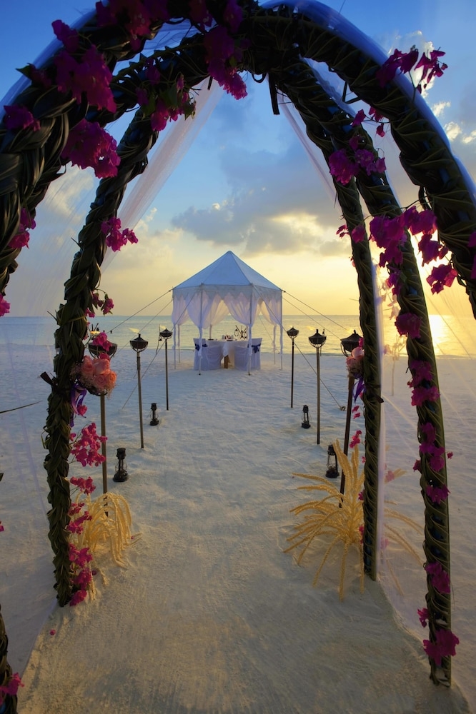 숙박 시설 내 편의 시설/서비스