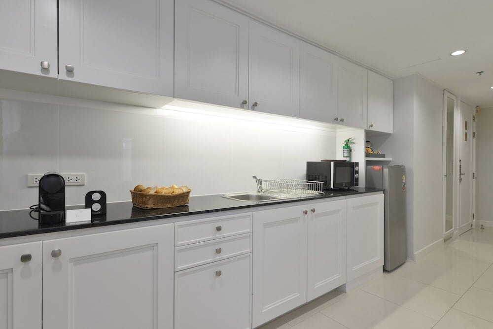 객실 내 식사 공간