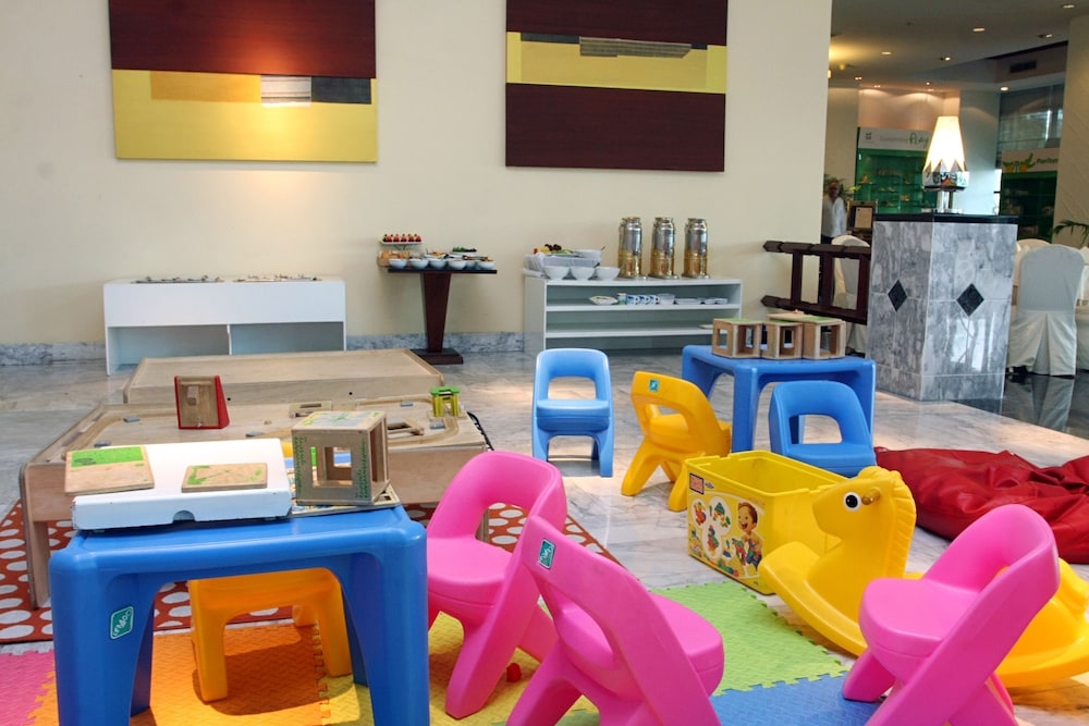 어린이 놀이 공간 - 실내