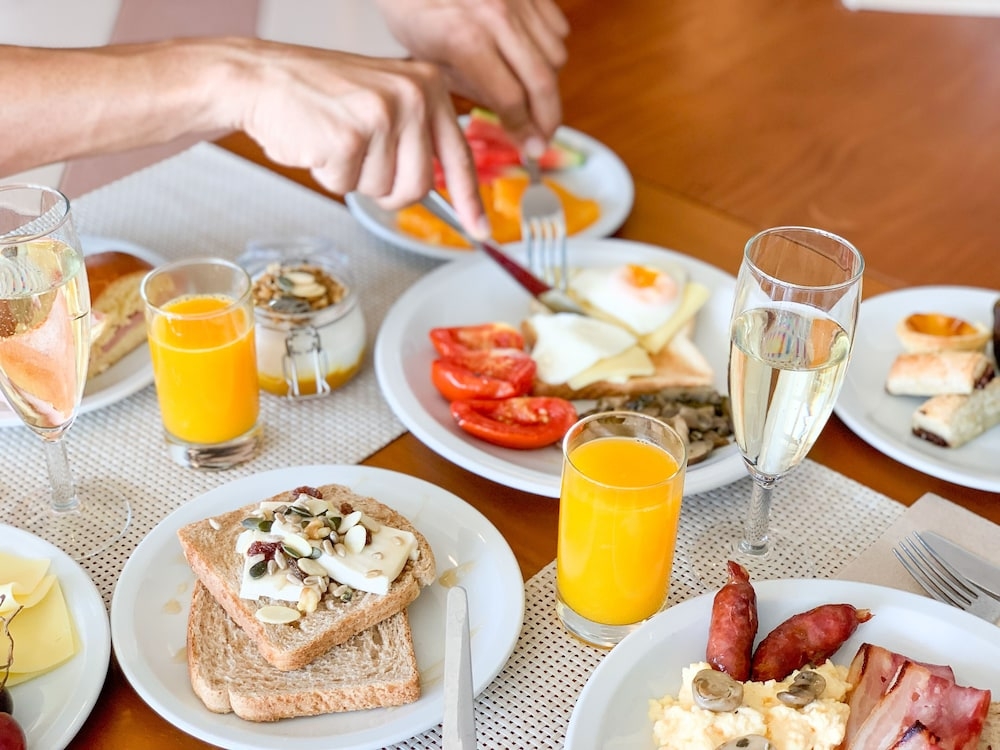 뷔페 아침 식사