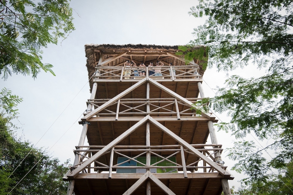 숙박 시설 구내