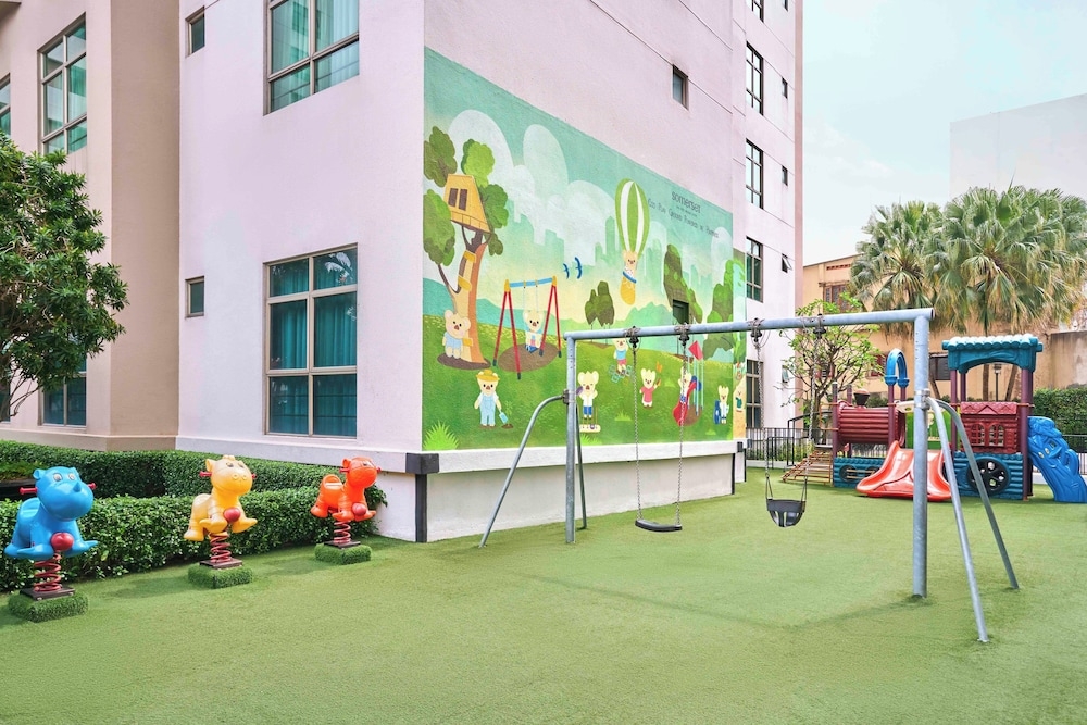 어린이 놀이 공간 - 야외