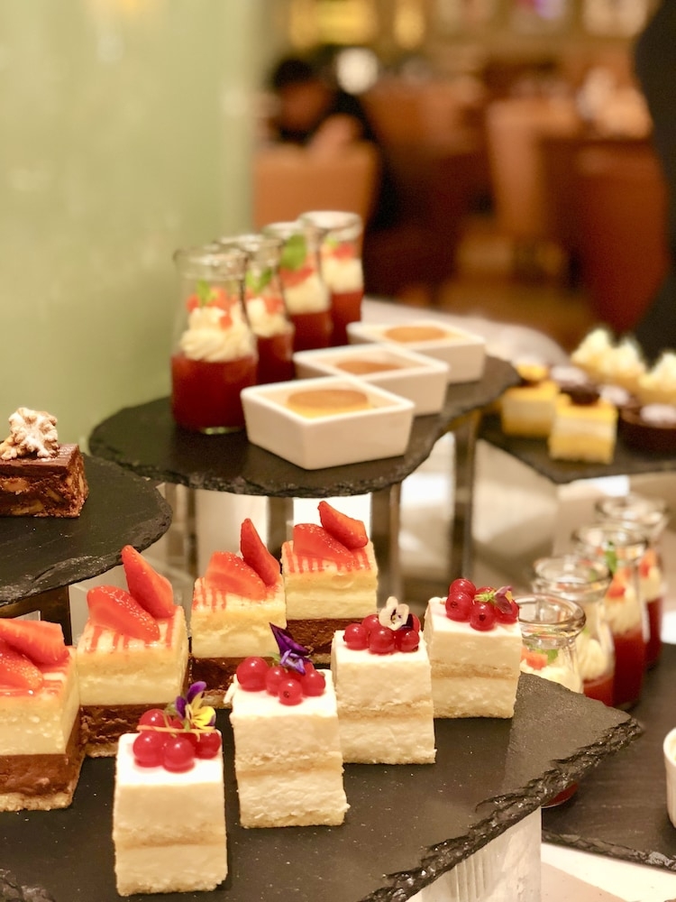 뷔페 아침 식사