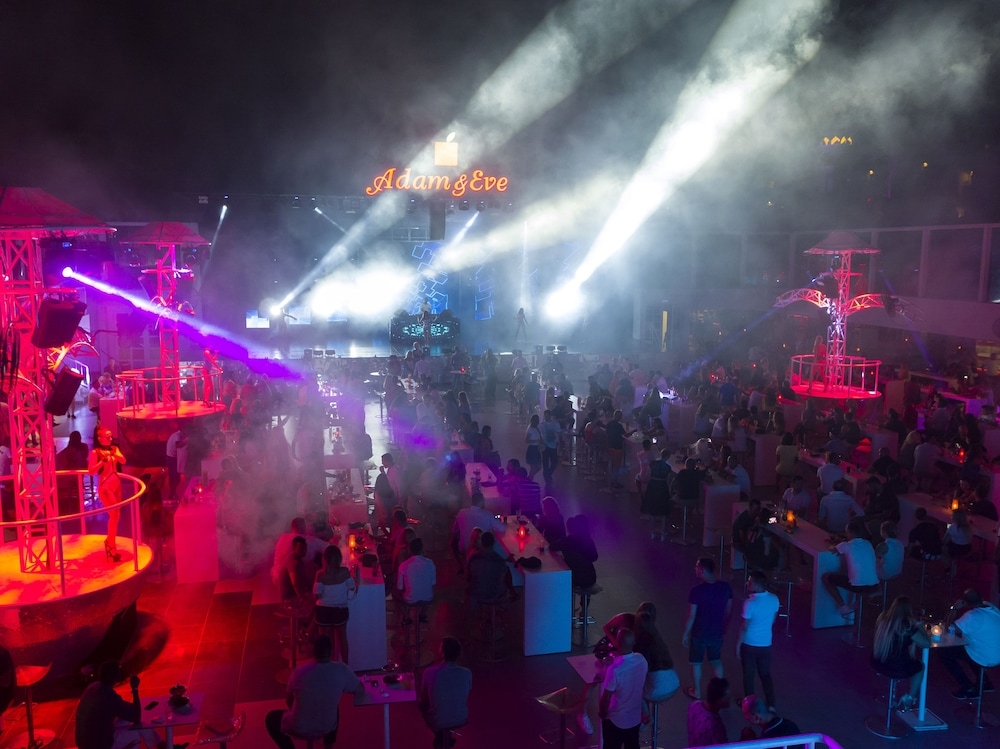 숙박 시설 내 편의 시설/서비스