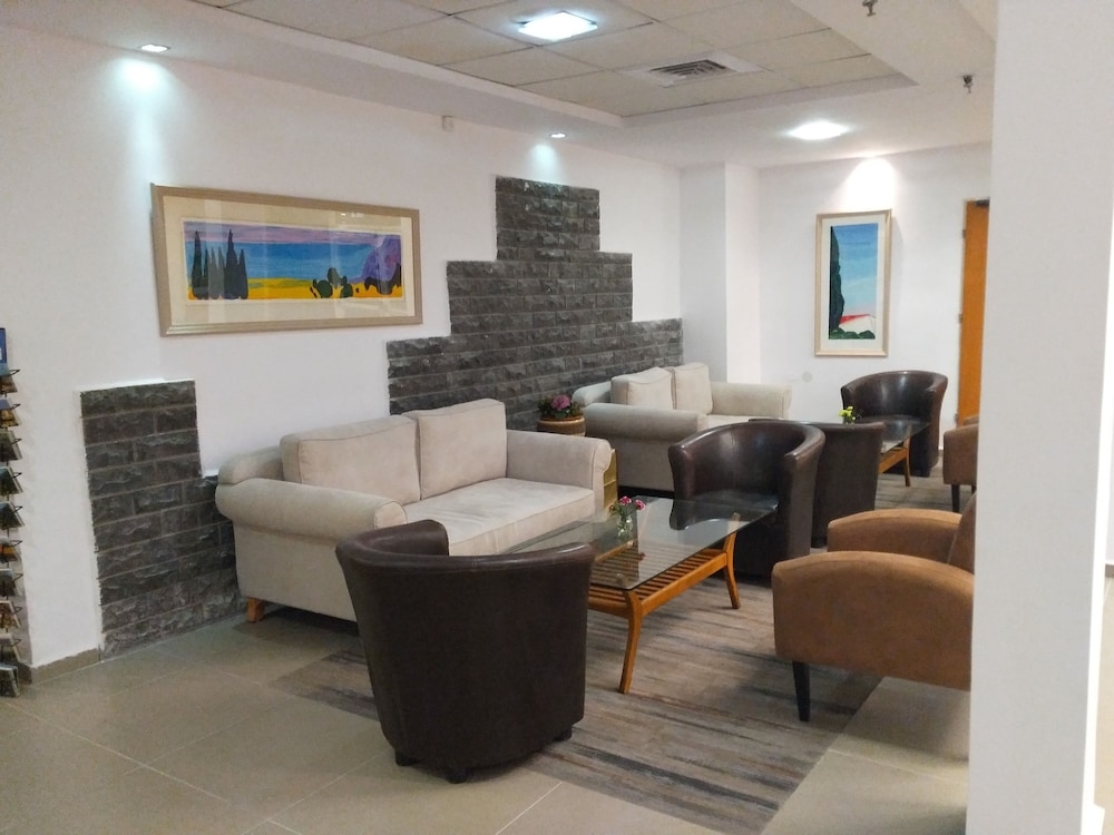 로비 좌석 공간