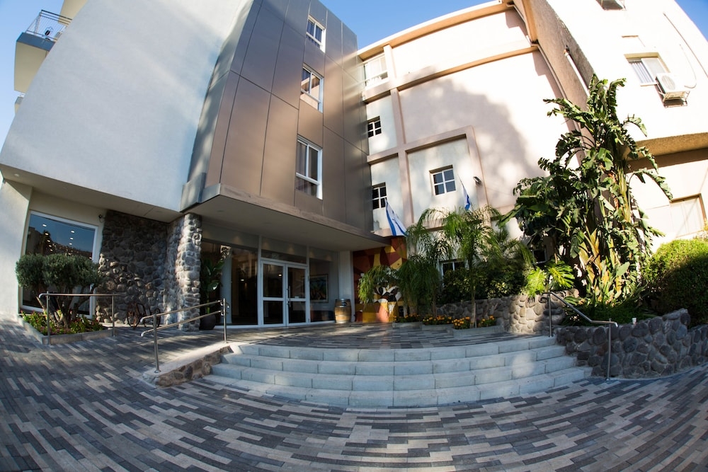 숙박 시설 입구