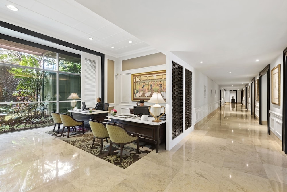 콘시어지 데스크