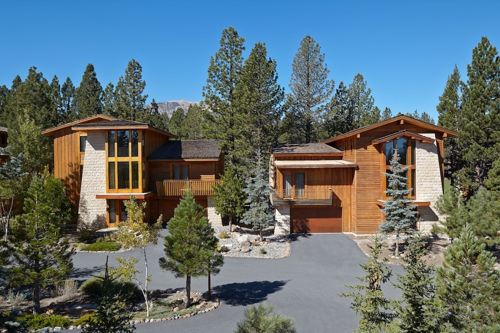 숙박 시설 정면