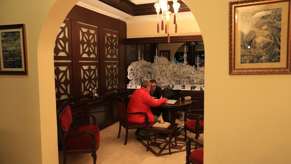 콘시어지 데스크