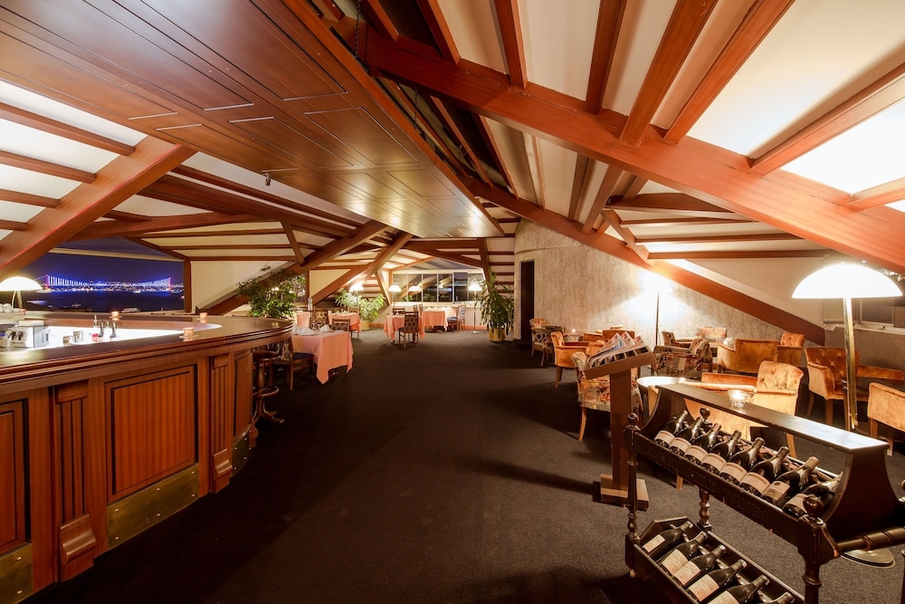 바(숙박 시설 내)