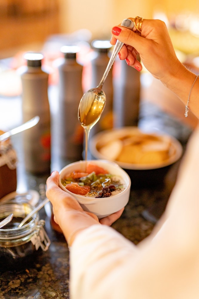 뷔페 아침 식사