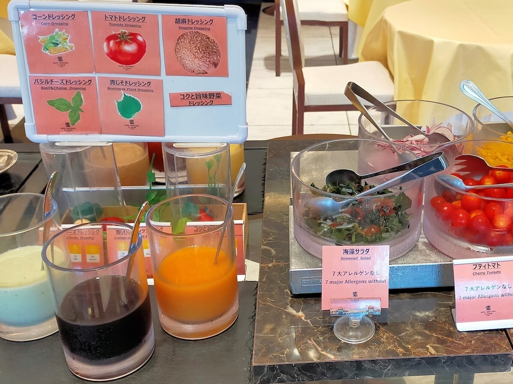 뷔페 아침 식사