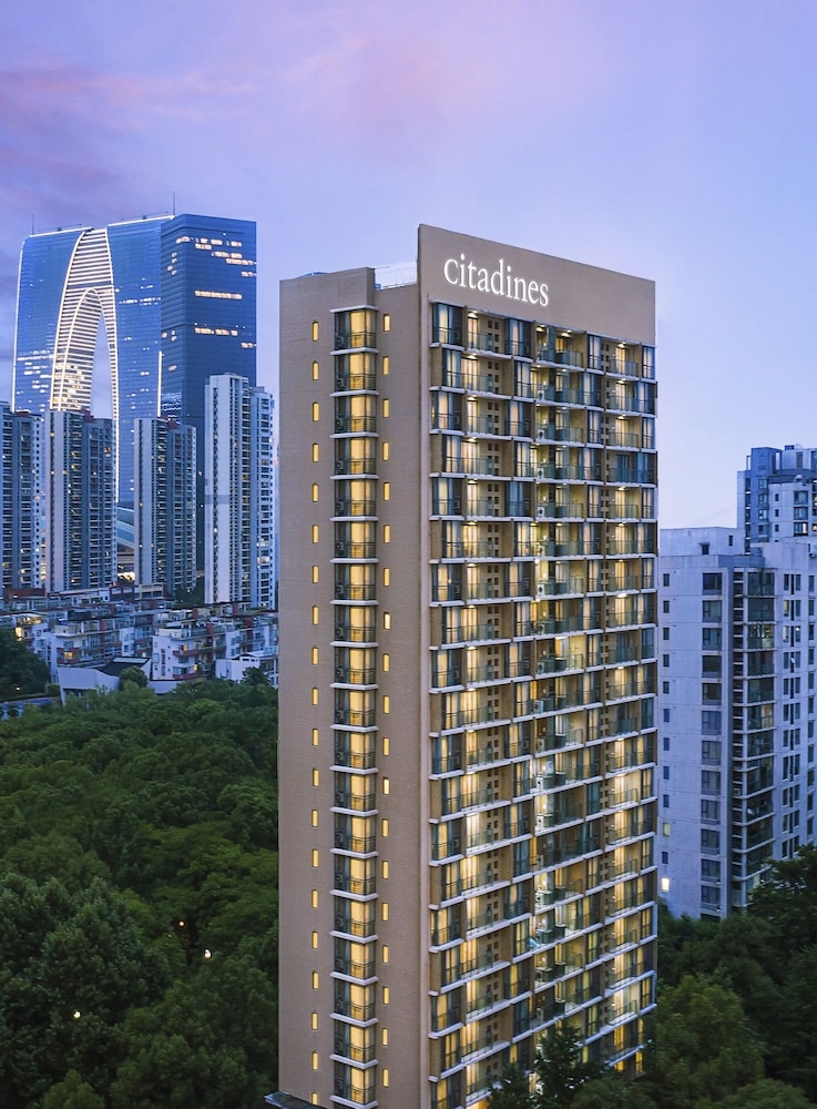 숙박 시설 정면