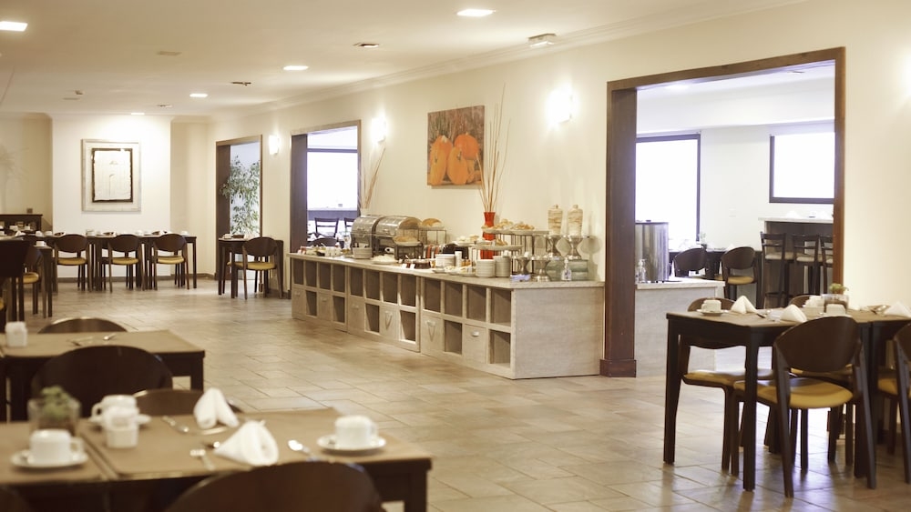 뷔페 아침 식사