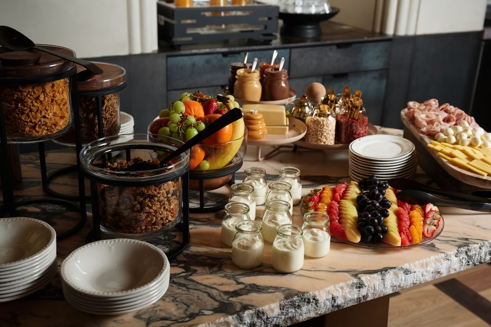 뷔페 아침 식사