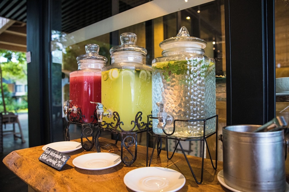 뷔페 아침 식사