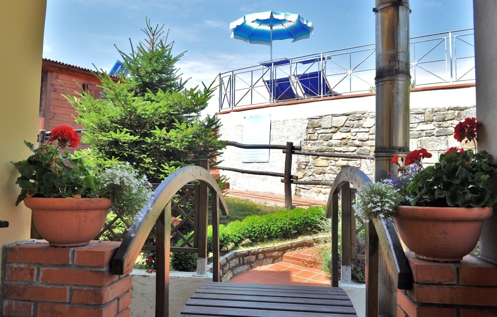 숙박 시설 구내