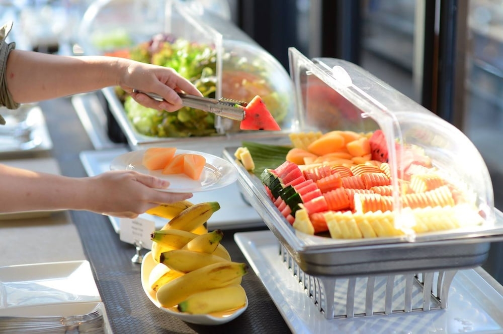 뷔페 아침 식사