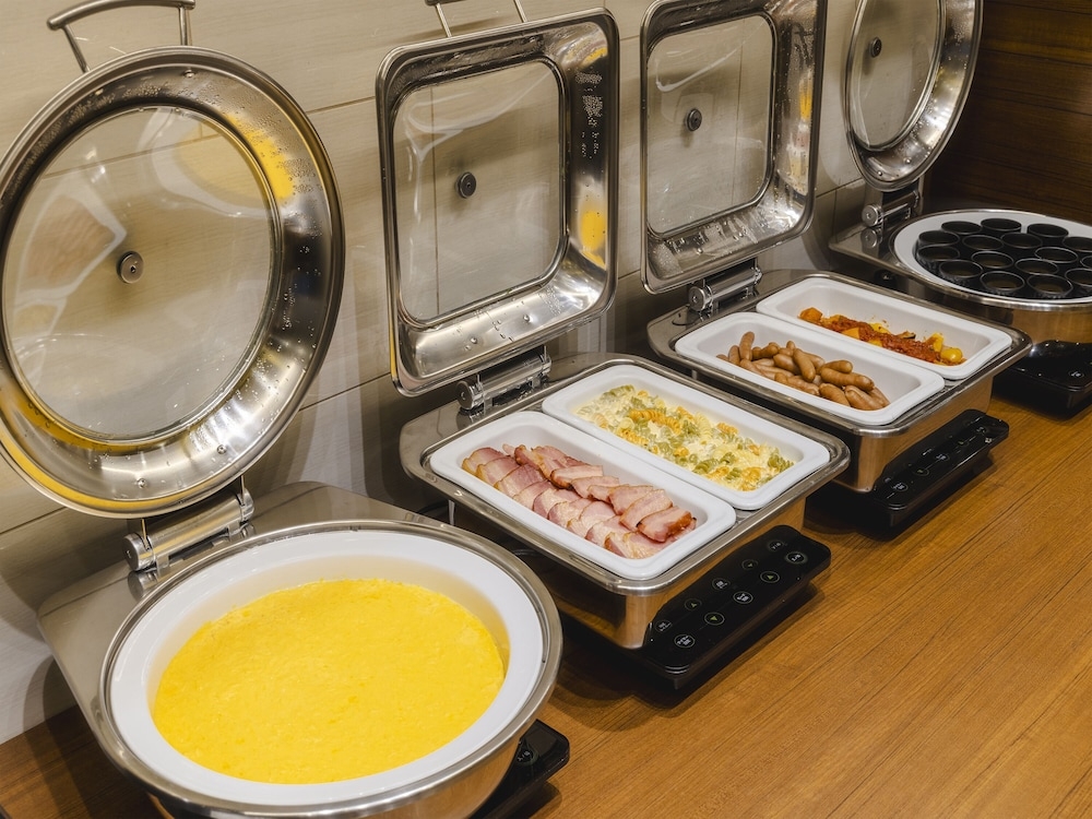 뷔페 아침 식사