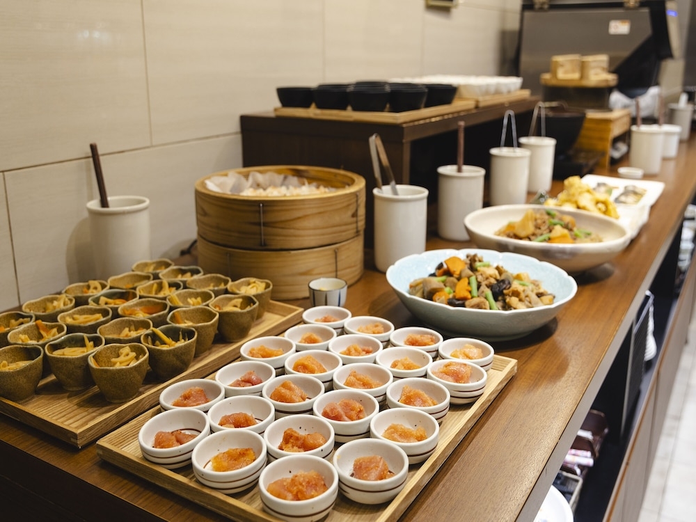 뷔페 아침 식사