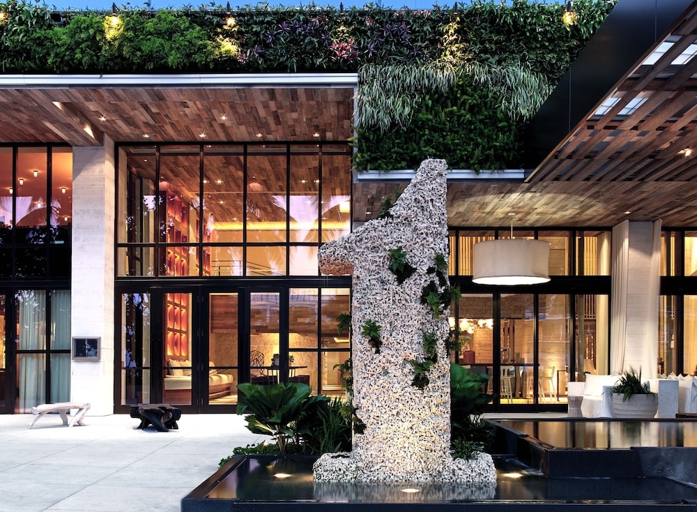 로비 좌석 공간