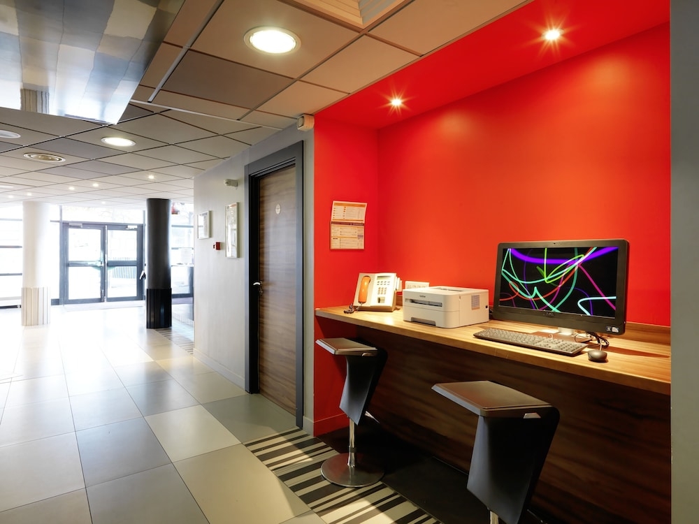 로비 좌석 공간