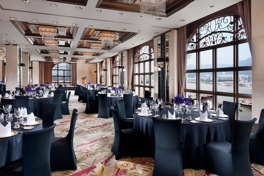 숙박 시설 내 편의 시설/서비스