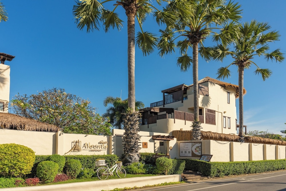 숙박 시설 입구