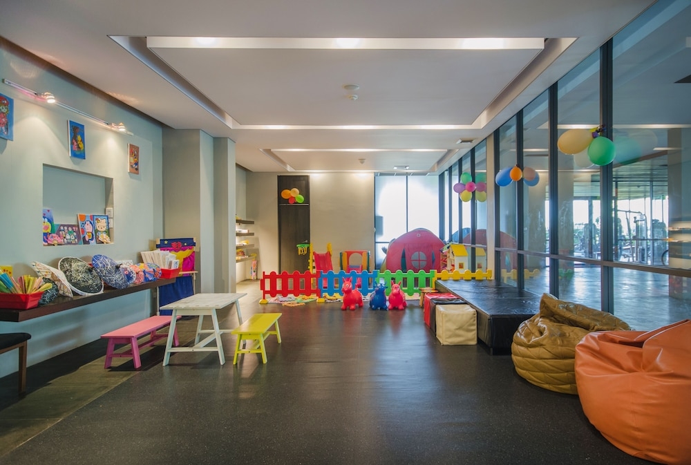 어린이 놀이 공간 - 실내