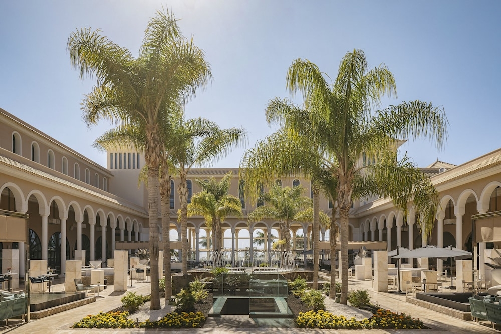 숙박 시설 정면