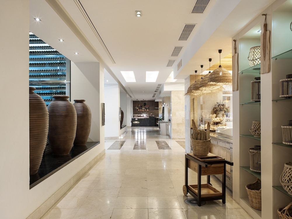 뷔페 아침 식사