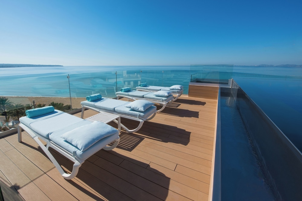 이그제큐티브 라운지