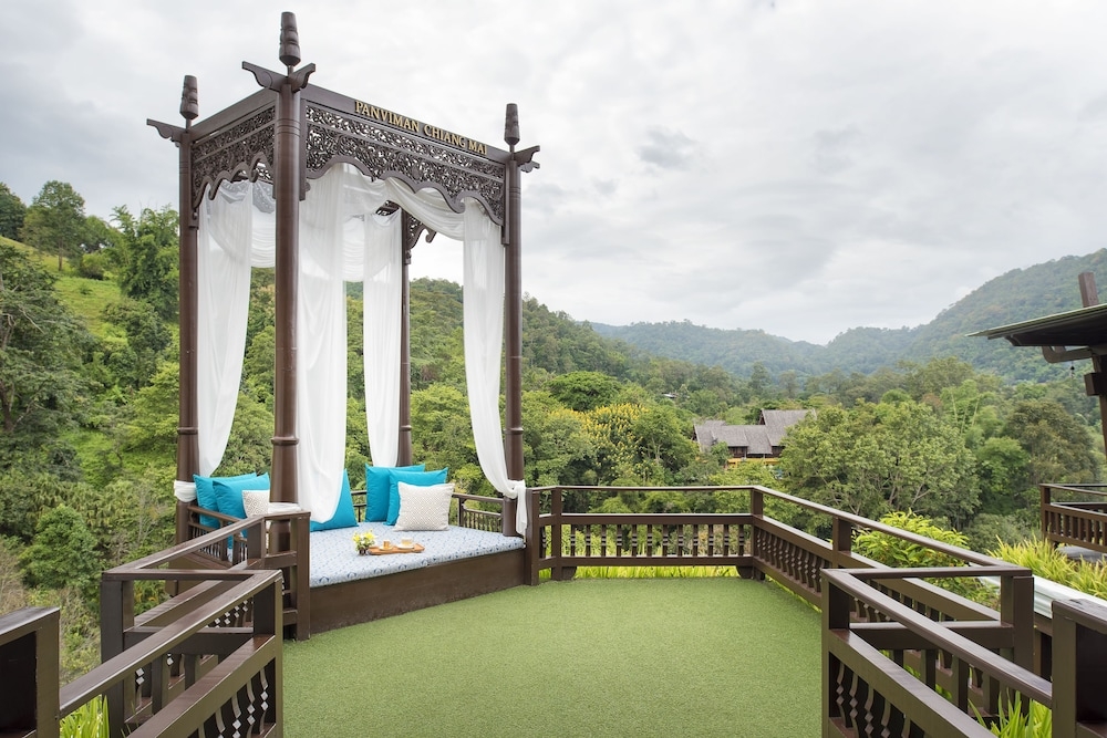 로비 좌석 공간