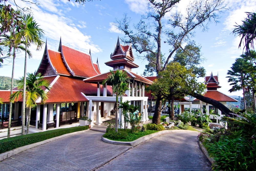 숙박 시설 구내