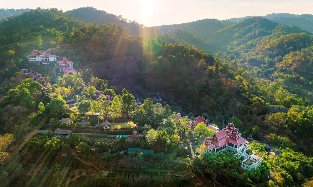 숙박 시설의 전망