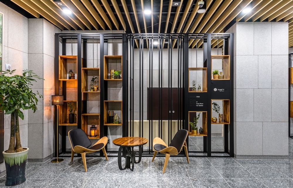 로비 좌석 공간