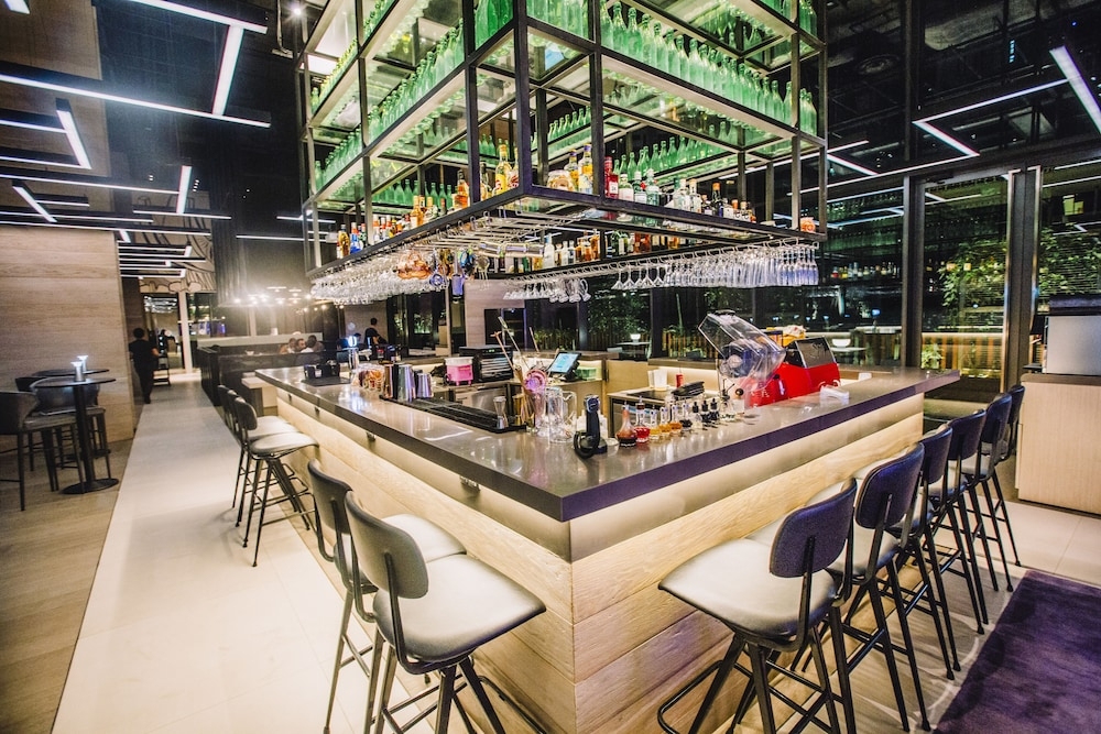 바(숙박 시설 내)