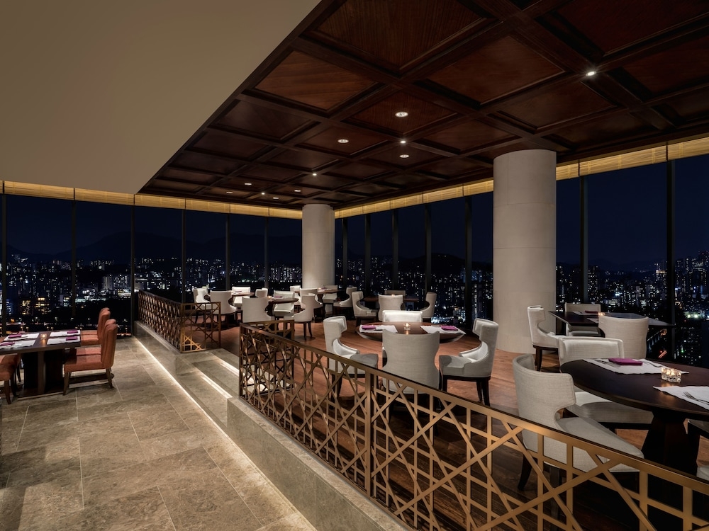 이그제큐티브 라운지