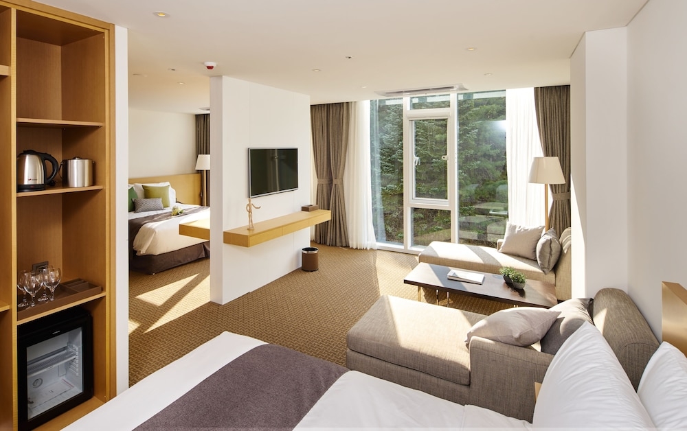 객실 내 편의 시설/서비스