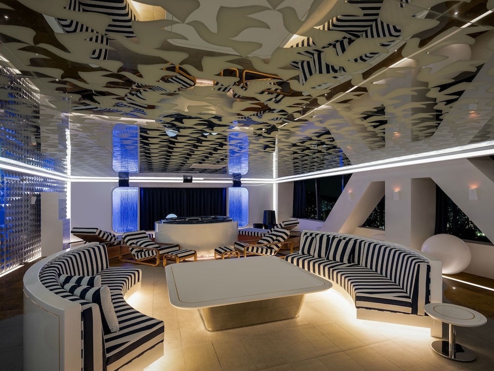 숙박 시설 내 편의 시설/서비스