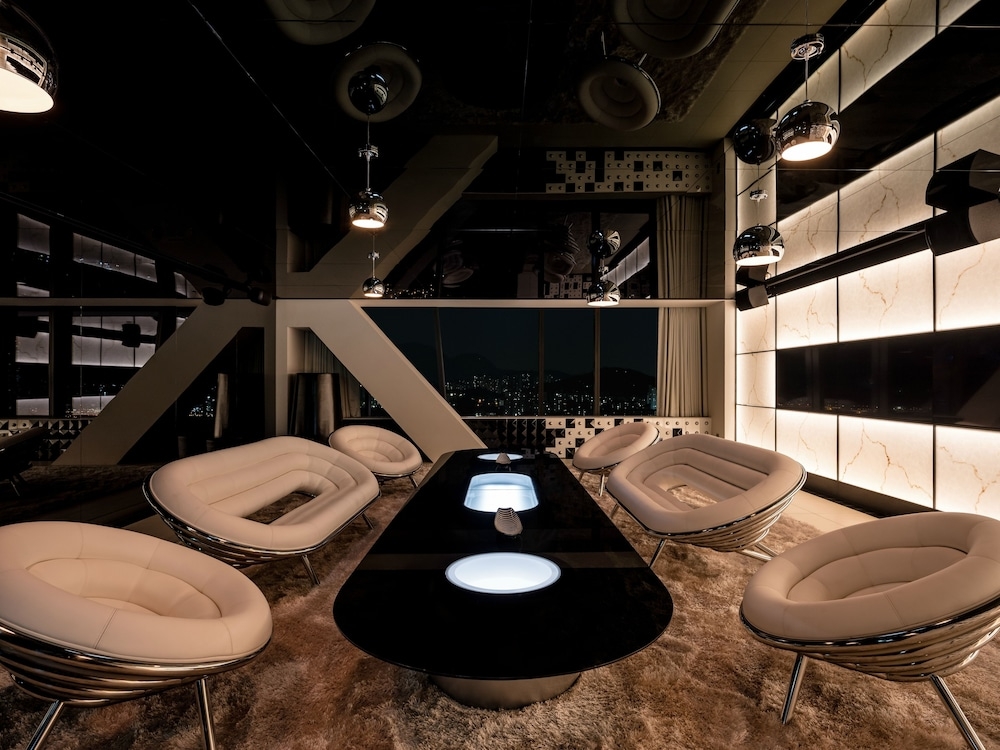 숙박 시설 내 편의 시설/서비스