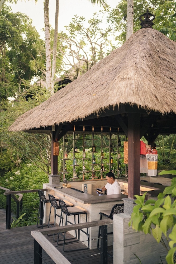 바(숙박 시설 내)